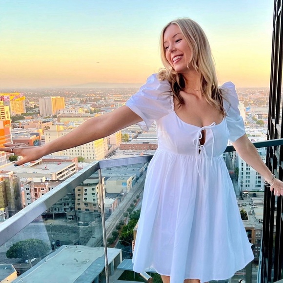 White Mini Abercrombie Dress - Picture 1 of 3